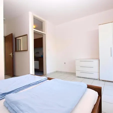 Fuer 2 Personen Ca 24 Qm In Pjescana Uvala, Istrien Istrische Riviera *