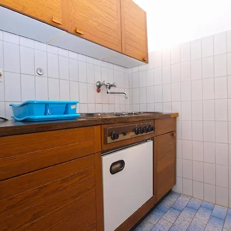 Apartment Fuer 2 Personen Ca 24 Qm In Pjescana Uvala, Istrien Istrische Riviera