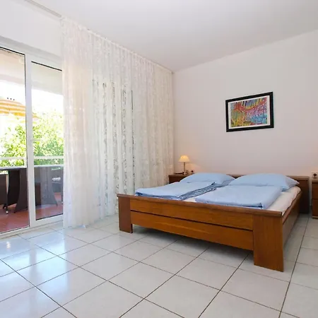 Apartment Fuer 2 Personen Ca 24 Qm In Pjescana Uvala, Istrien Istrische Riviera *